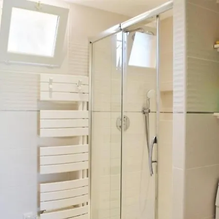 Maison Bormes-les-mimosas, 2 Pieces, 6 Personnes - Fr-1-251-228 Casa vacanze Bormes-les-Mimosas